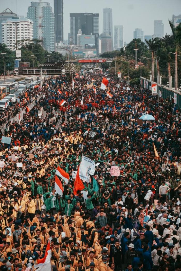 Image of Indonesian protesters in Jakarta.