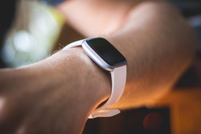 fitness tracker watch